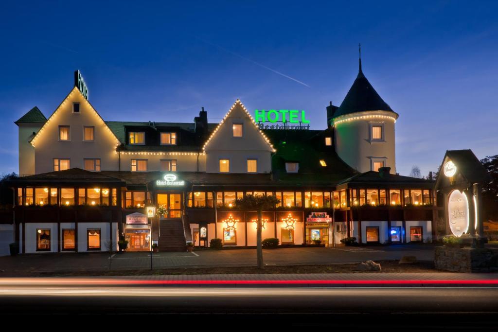 Hotel Landhaus Elbert Rheinböllen Esterno foto